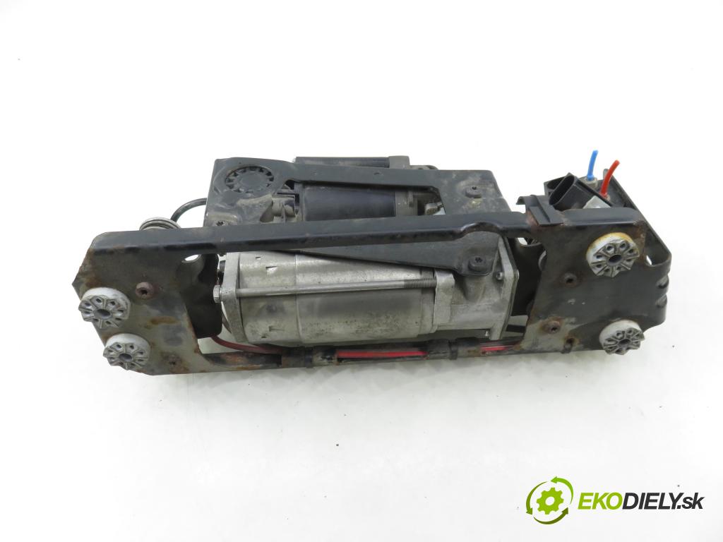 BMW 5 Touring (F11) KOMBI 2012 135,00 520 d 184 - N47 D20 C 1995,00 pumpa nápravy
