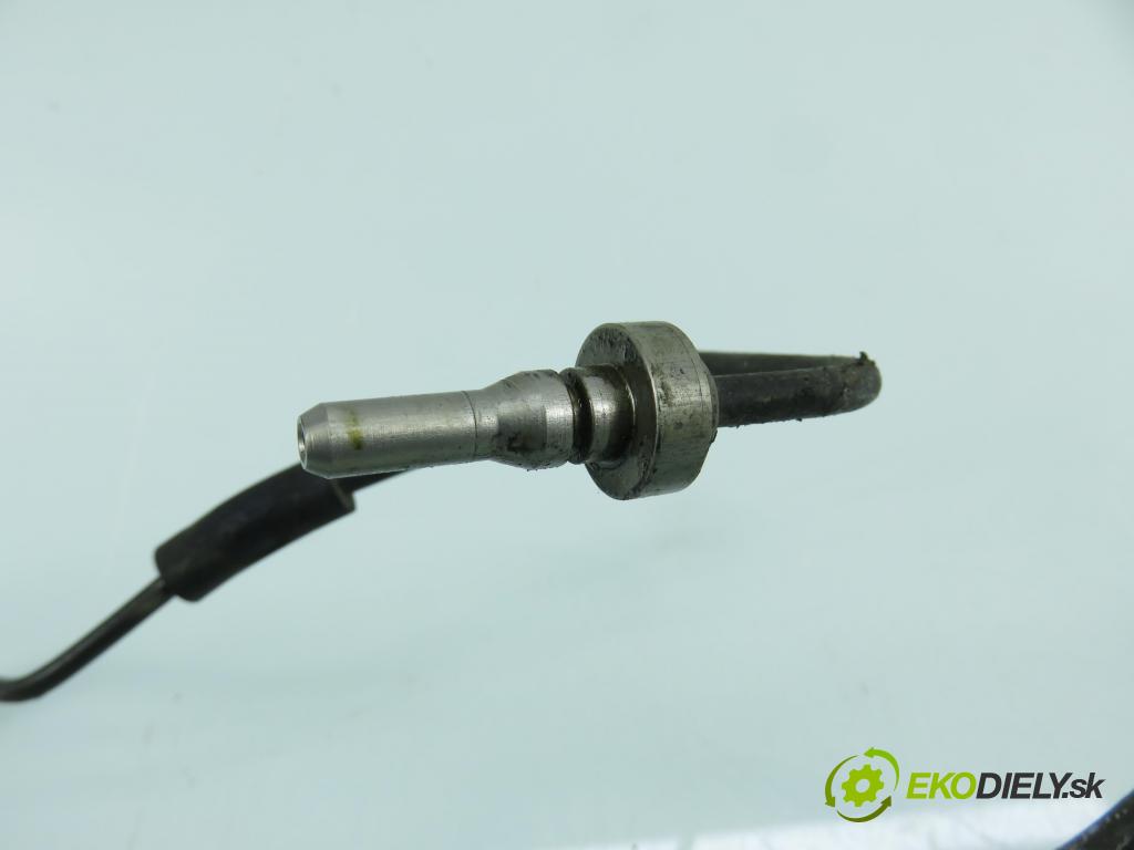 VW PASSAT B5.5 (3B3) SEDAN 2003 96,00 1.9 TDI - AWX 1896,00 posilovač 3B0614105A (Servočerpadlo)