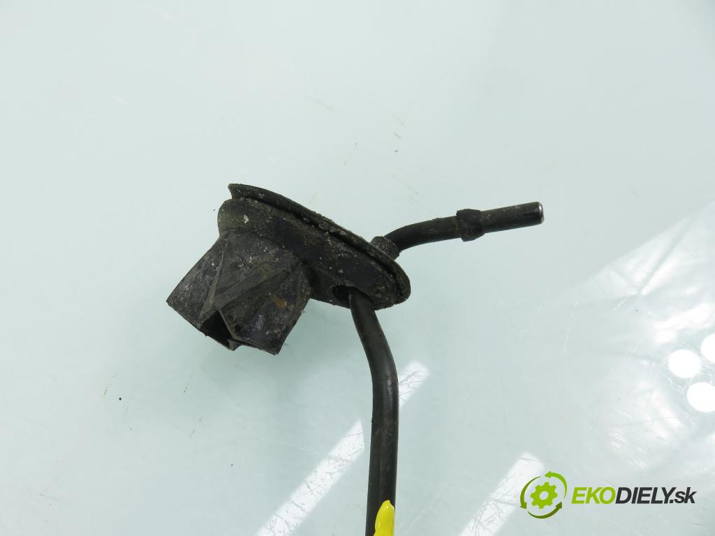 VW PASSAT B5.5 (3B3) SEDAN 2003 96,00 1.9 TDI - AWX 1896,00 posilovač 3B0614105A (Servočerpadlo)