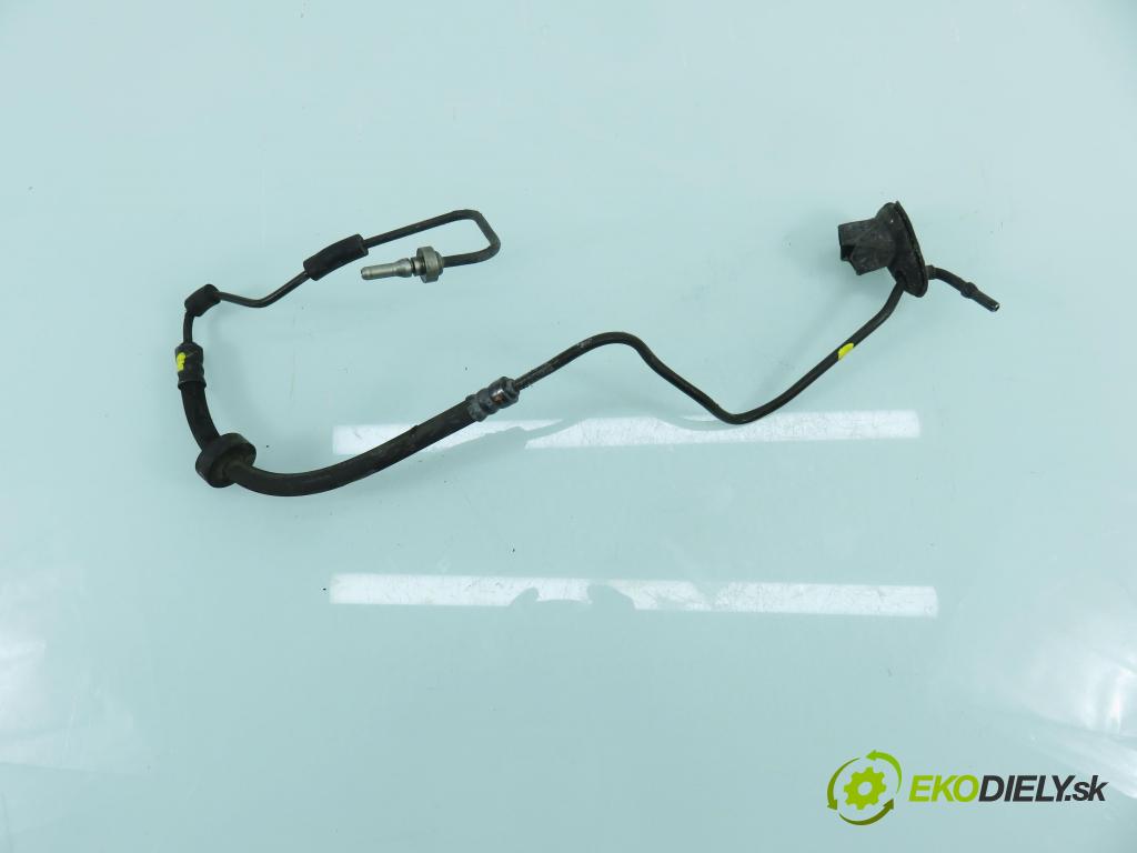 VW PASSAT B5.5 (3B3) SEDAN 2003 96,00 1.9 TDI - AWX 1896,00 posilovač 3B0614105A (Servočerpadlo)