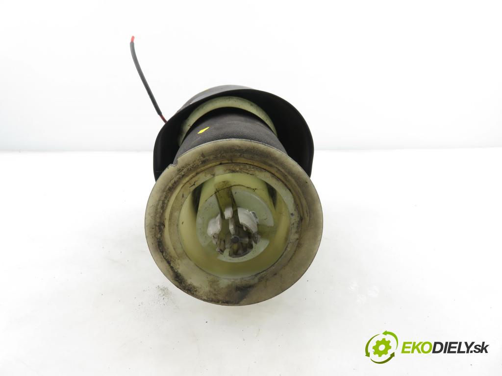 BMW 5 Touring (F11) KOMBI 2012 135,00 520 d 184 - N47 D20 C 1995,00 MĚCHY nápravy R307513706