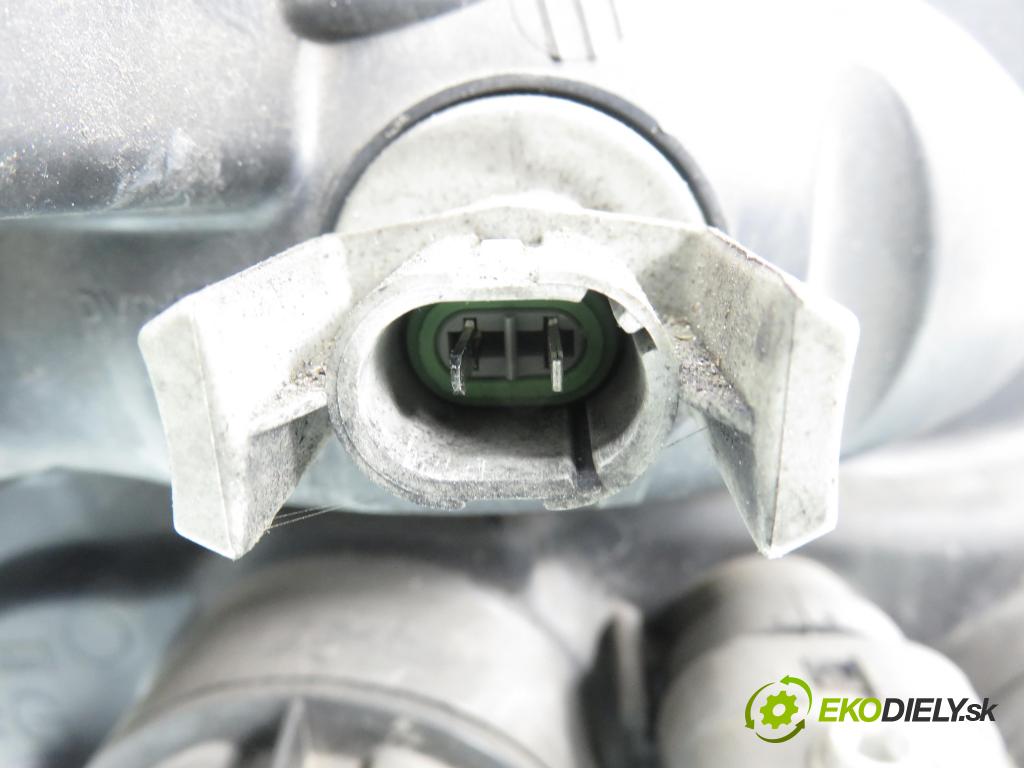 RENAULT SCENIC I (JA0/1_) MINIVAN 2001 75,00 1.9 dCi 102 - F9Q 732 1870,00 světlo LP 7700432098