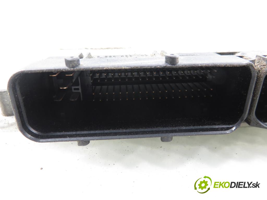 FORD GALAXY (WGR) MINIVAN 2003 66,00 1.9 TDI PD 90 - ANU 1896,00 řídící jednotka motora 038906019LE ; 0281011190