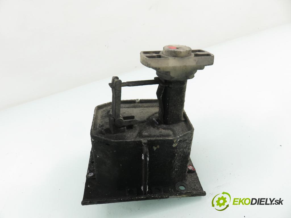 FORD GALAXY (WGR) MINIVAN 2003 66,00 1.9 TDI PD 90 - ANU 1896,00 ZÁVĚS KOLA NÁHRADNÍ: 7M3803660G