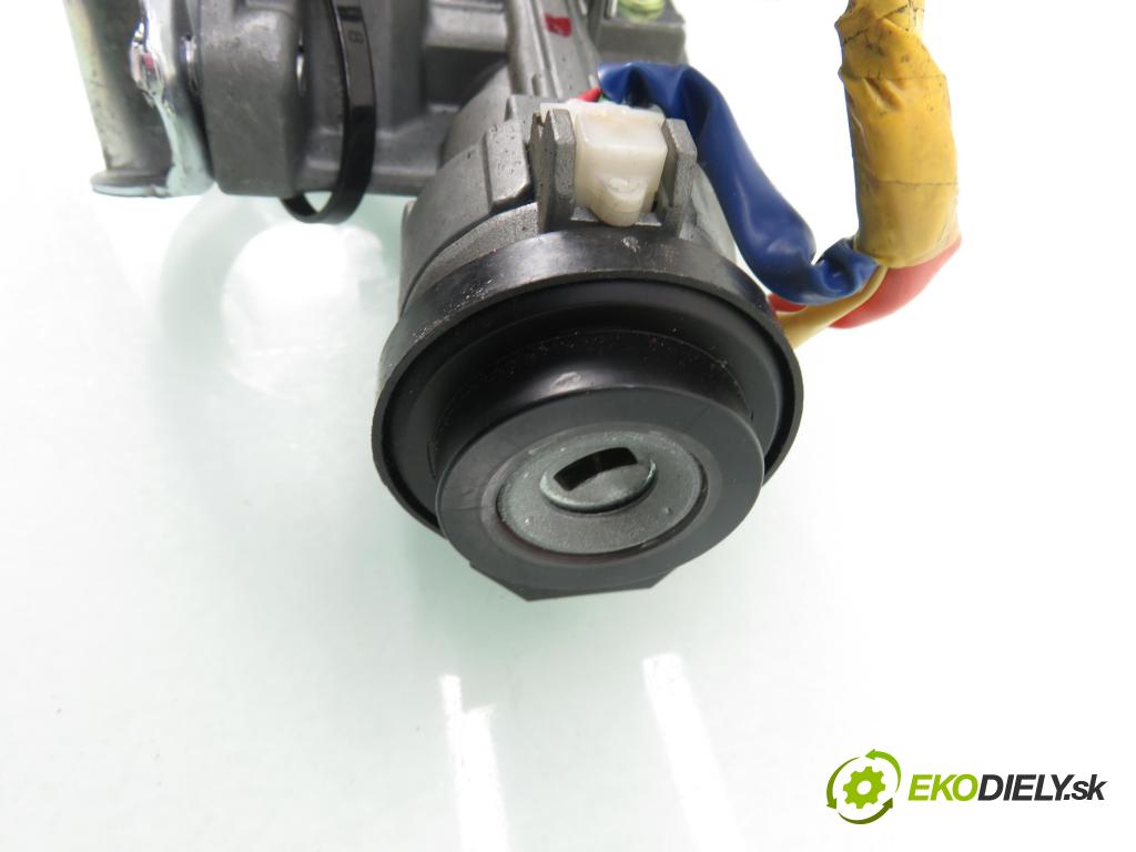 KIA RIO III (UB) HB 2012 55,00 1.1 CRDi - D3FA 1120,00 spinačka / zámky