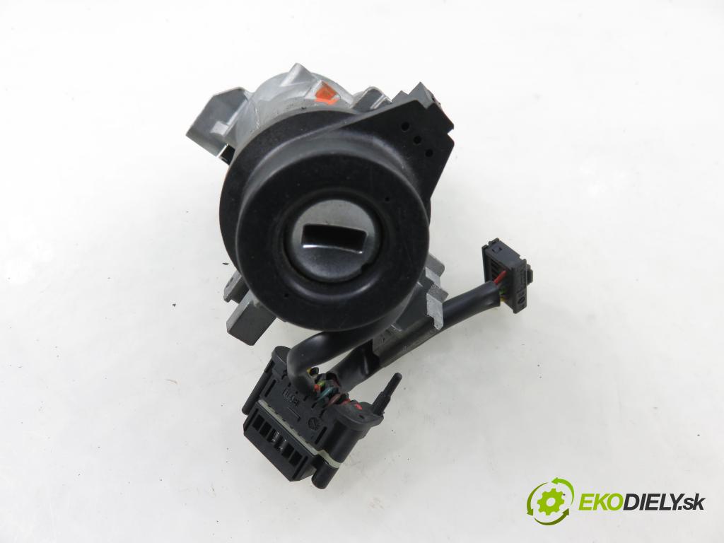 VW GOLF V (1K1) HB 2005 77,00 1.9 TDI PD 105 - BKC 1896,00 spinačka 1K0905851B ; 1K0935865 (Spínacia skrinka)