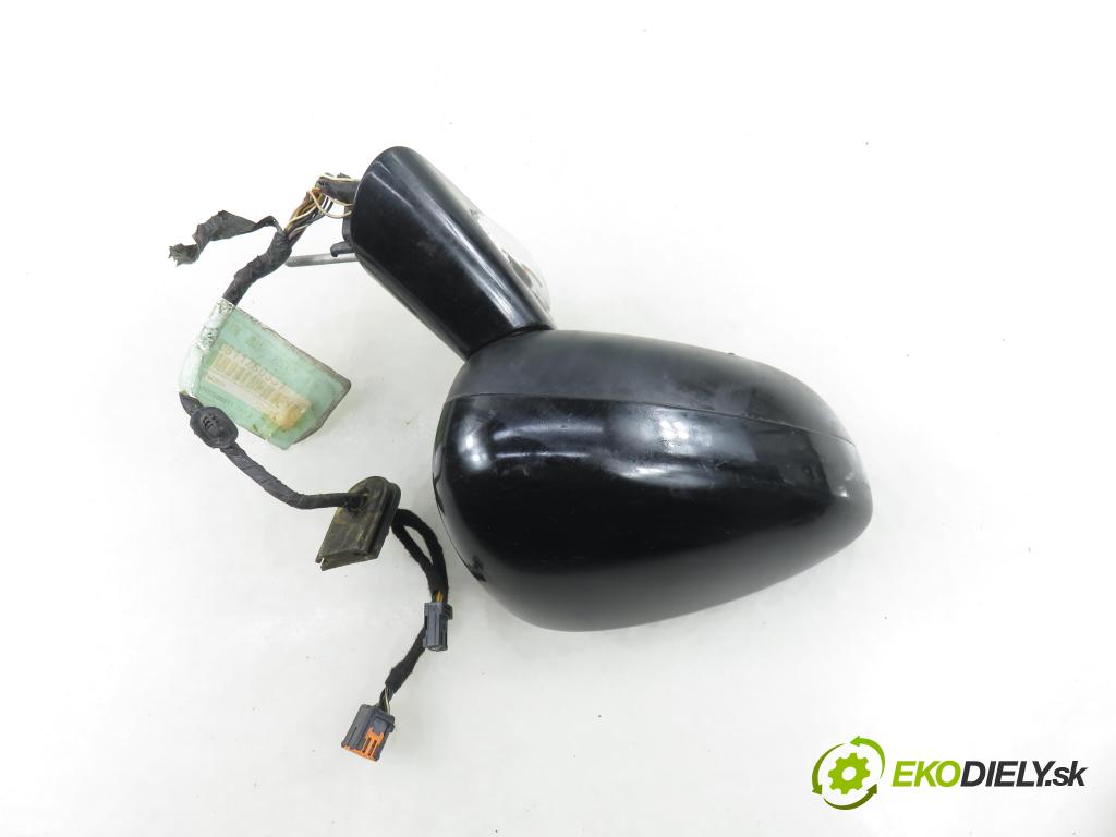 CITROEN C5 III Break (RW_) KOMBI 2008 150,00 2.7 HDi - DT17ED4 2720,00 zpětné zrcátko