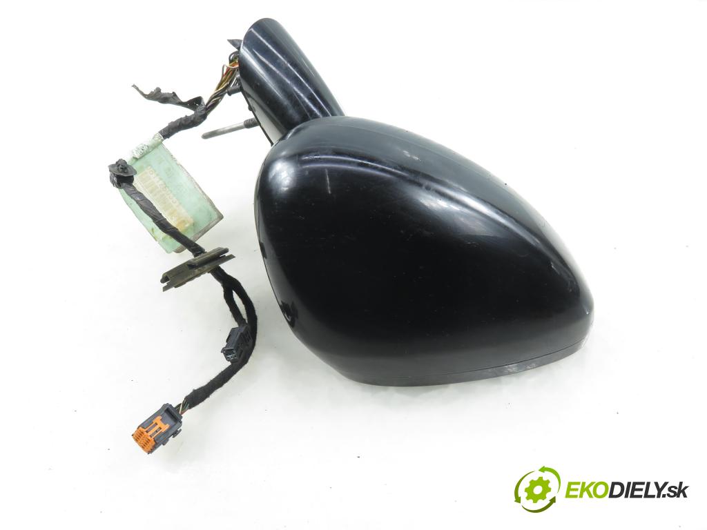 CITROEN C5 III Break (RW_) KOMBI 2008 150,00 2.7 HDi - DT17ED4 2720,00 zpětné zrcátko