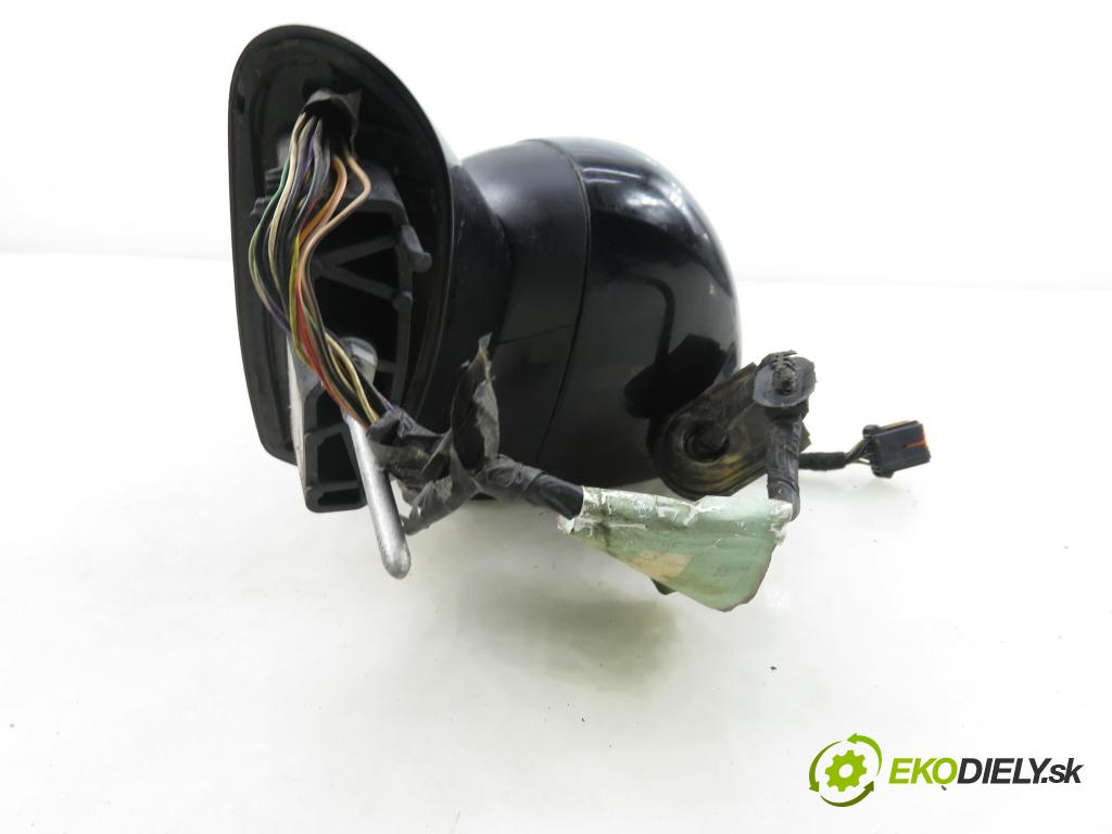 CITROEN C5 III Break (RW_) KOMBI 2008 150,00 2.7 HDi - DT17ED4 2720,00 zpětné zrcátko