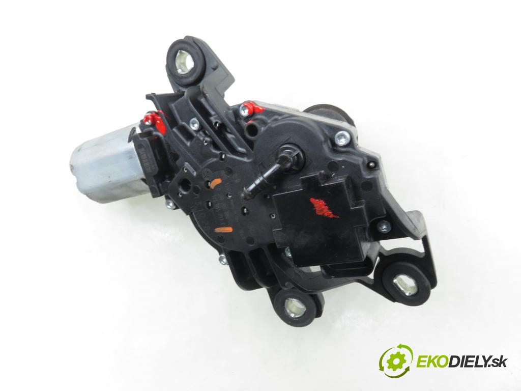 VW GOLF V (1K1) HB 2005 77,00 1.9 TDI PD 105 - BKC 1896,00 Motorček stierače zadné 0390201800 ; 1K6955711C