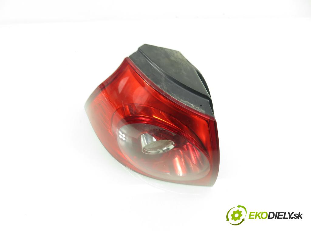 VW GOLF V (1K1) HB 2005 77,00 1.9 TDI PD 105 - BKC 1896,00 světlo levé zadní