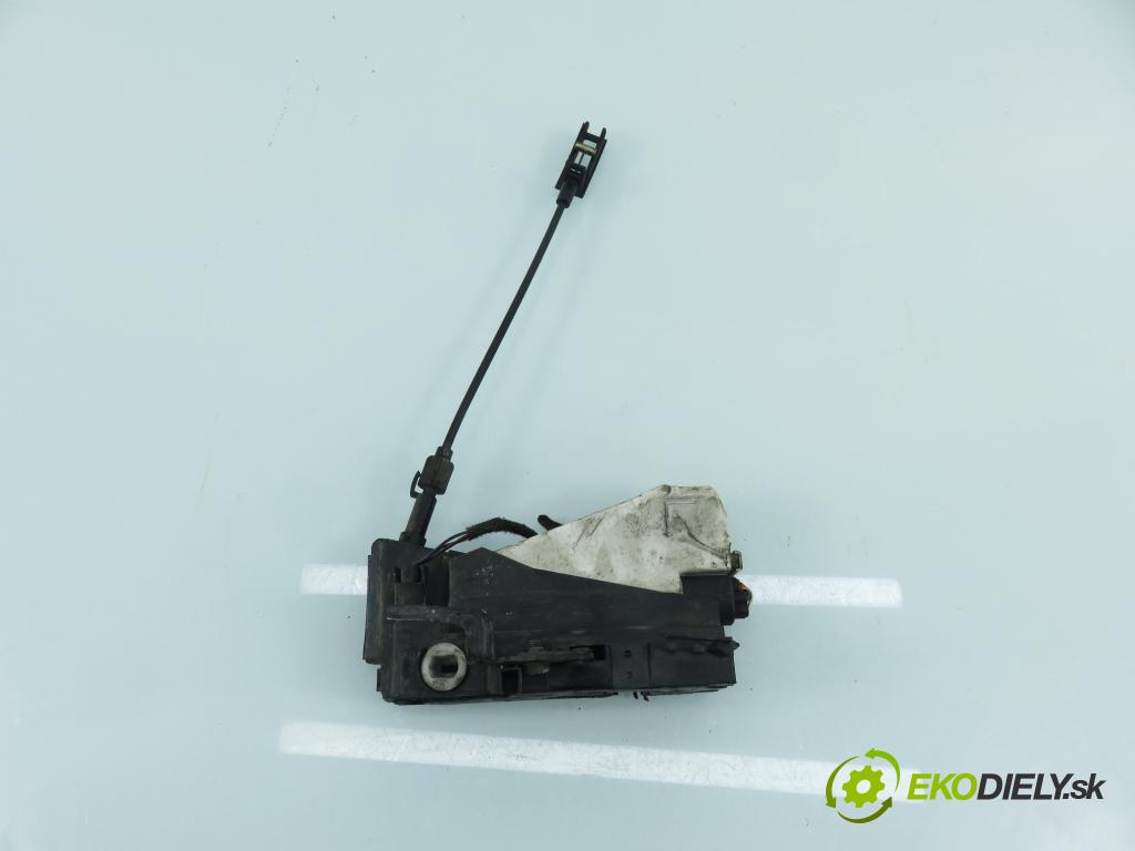 FORD GALAXY (WGR) MINIVAN 2003 66,00 1.9 TDI PD 90 - ANU 1896,00 zámok 93BG220A20DD