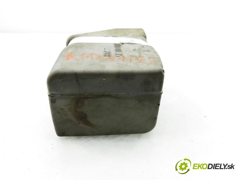 MERCEDES-BENZ KLASA A (W168) HB 2000 75,00 1.6 102 A 160 M 166.960 1598,00 motorek zámku centrálního 1688000248