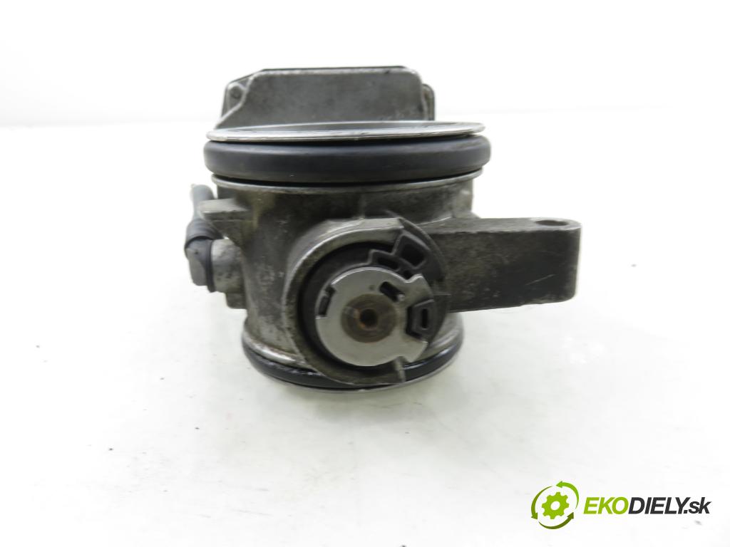 RENAULT CLIO II (BB_, CB_) HB 2003 72,00 1.4 16V (B/CB0P) - K4J 710 1390,00 Škrtiaca klapka 8200123061 ; 8200063652 (Škrtiaca klapka)