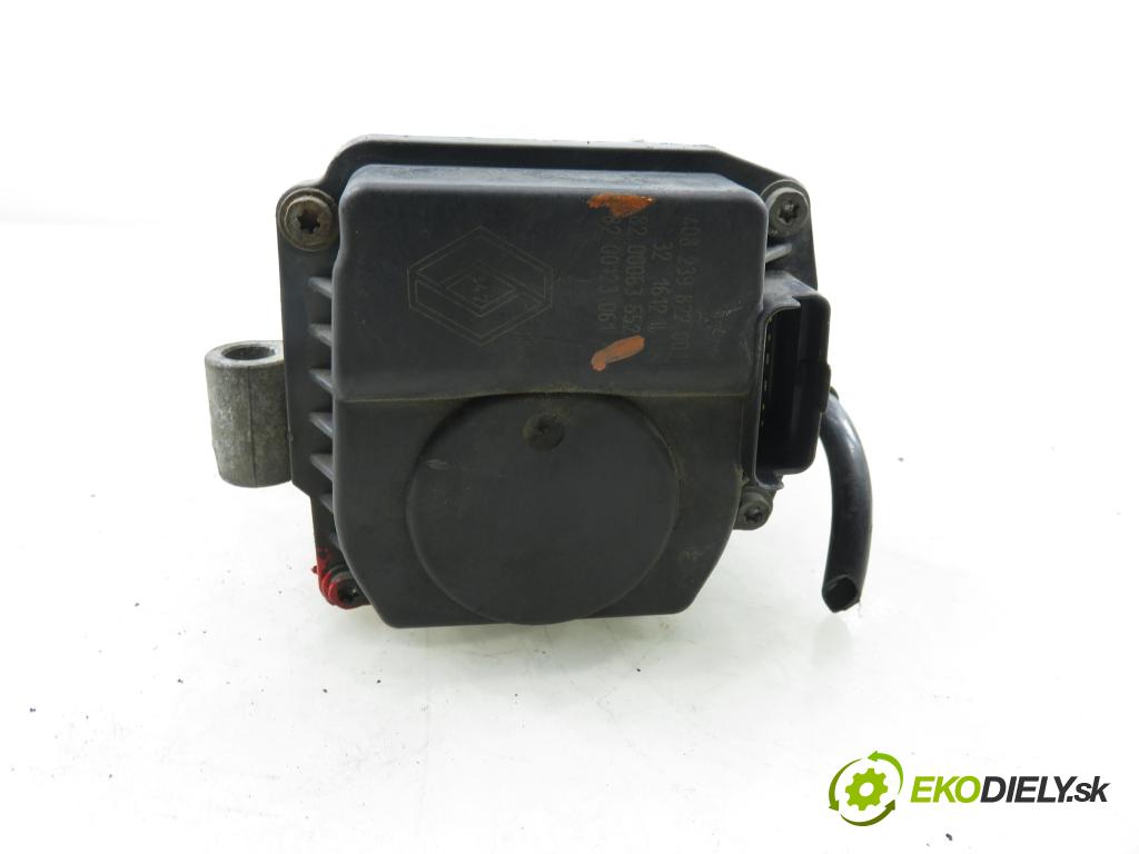 RENAULT CLIO II (BB_, CB_) HB 2003 72,00 1.4 16V (B/CB0P) - K4J 710 1390,00 Škrtiaca klapka 8200123061 ; 8200063652 (Škrtiaca klapka)