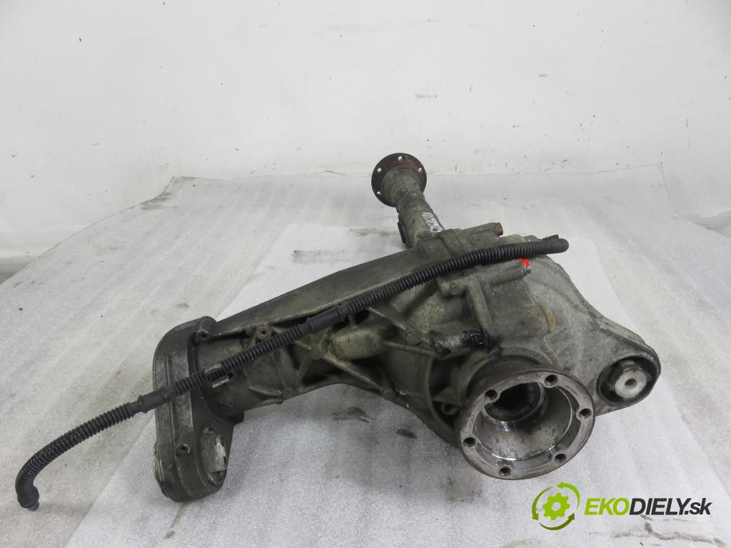 AUDI Q7 (4L) SUV 2007 171,00 3.0 TDI quattro - BUG 2967,00 Most přední část / diferenciál 4460310026