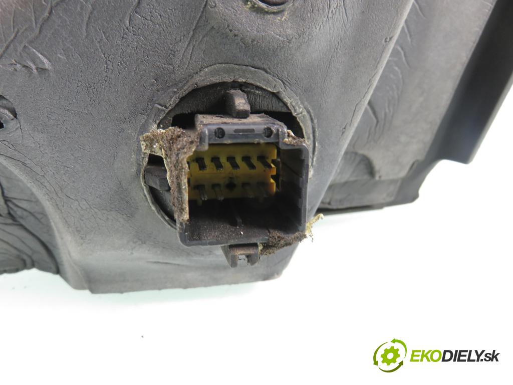 RENAULT MEGANE II Kombi (KM0/1_) KOMBI 2007 96,00 1.9 dCi 131 - F9Q 804 1870,00 Spätné zrkadlo