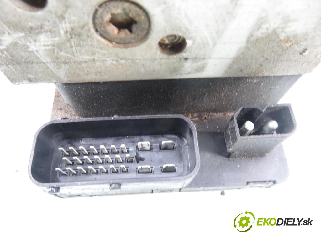 VW PASSAT B3/B4 Variant (3A5, 35I) KOMBI 1996 85,00 2.0 115 - 2E 1984,00 Pumpa ABS 3A0907379 ; 10094603003 ; 10020400174 (Pumpa ABS)