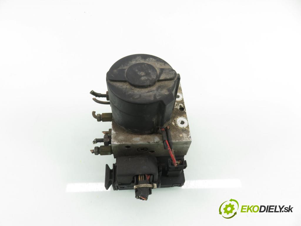 VW PASSAT B3/B4 Variant (3A5, 35I) KOMBI 1996 85,00 2.0 115 - 2E 1984,00 Pumpa ABS 3A0907379 ; 10094603003 ; 10020400174 (Pumpa ABS)