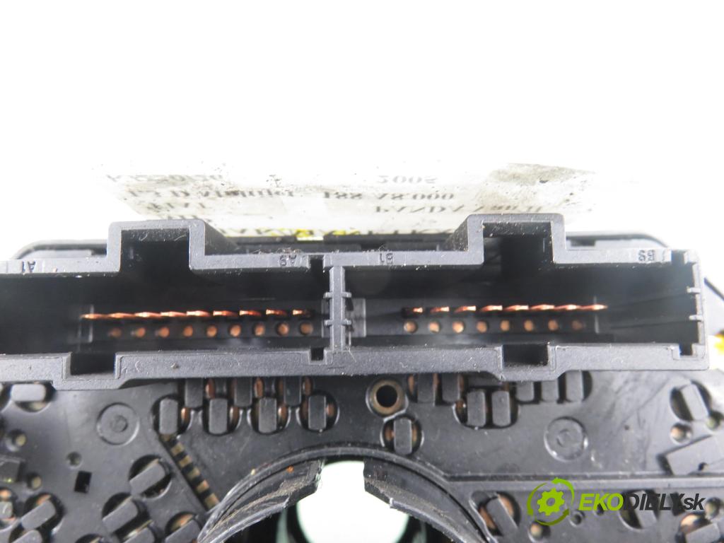 FIAT PANDA Van (169_) HB 2005 51,00 1.3 D Multijet - 188 A8.000 1248,00 PAKA/ŘAZENÍ/SADA: 735398129