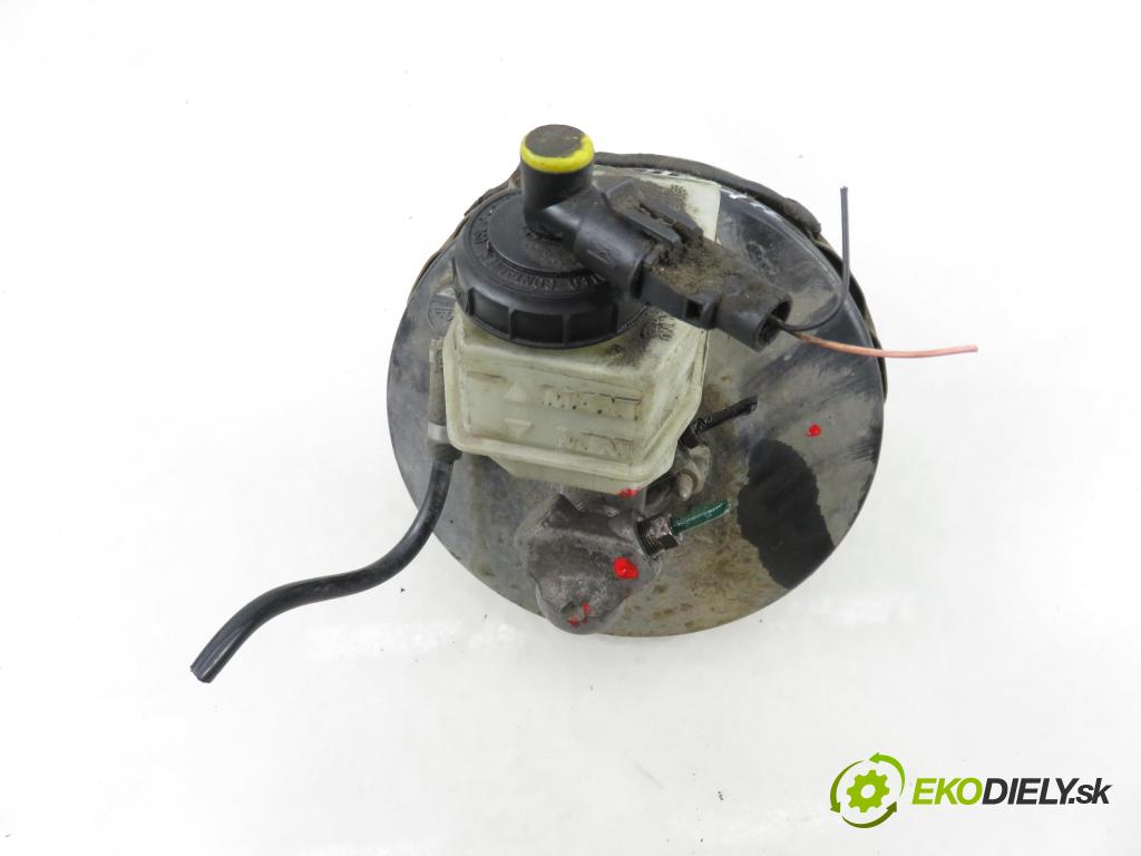 RENAULT CLIO II (BB_, CB_) HB 2003 72,00 1.4 16V (B/CB0P) - K4J 710 1390,00 Posilovač 0204024719 (Servočerpadlo)