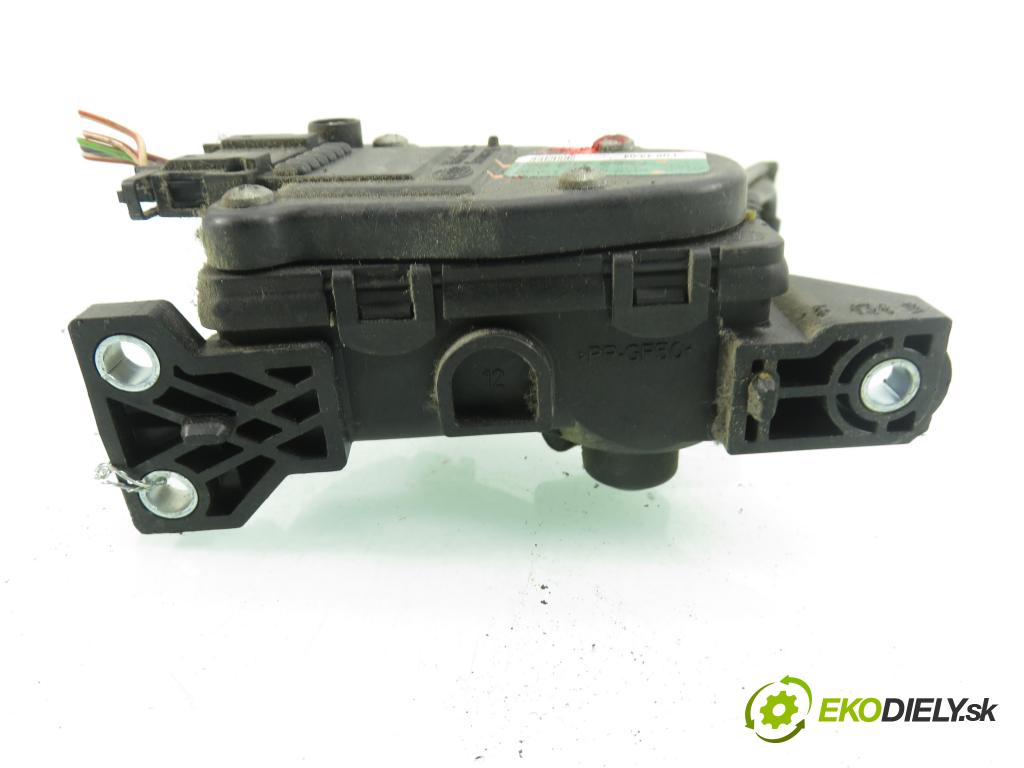 OPEL MOVANO Furgon (X70) FURGON 2005 84,00 2.5 DTI - G9U 724 2464,00 potenciometr plynového pedálu 7700314525 ; 6PV00811904 (Potenciometr plynového pedálu)