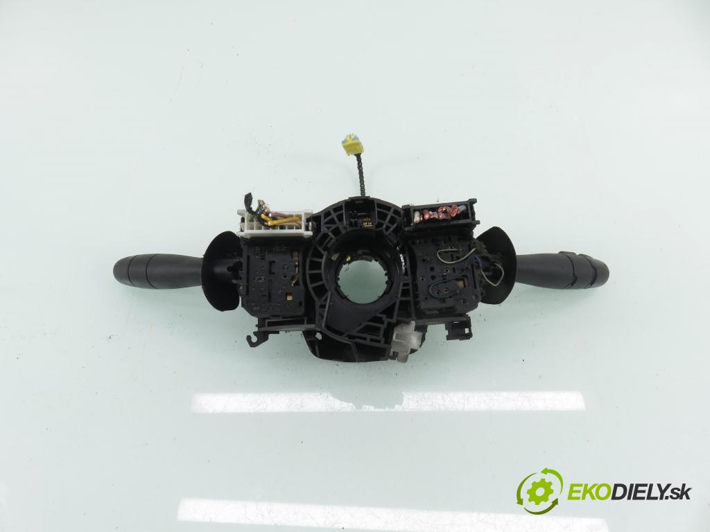 OPEL MOVANO Furgon (X70) FURGON 2005 84,00 2.5 DTI - G9U 724 2464,00 PAKA/ŘAZENÍ/SADA: 8200199519