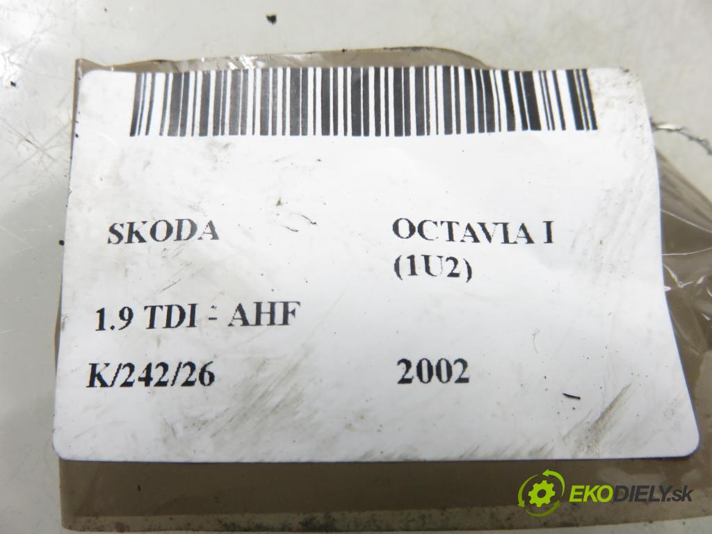 SKODA OCTAVIA I (1U2) LIFTBACK 2002 81,00 1.9 TDI - AHF 1896,00 skříňka POJISTKY: na AKUMULATOR: 1J0937550AB