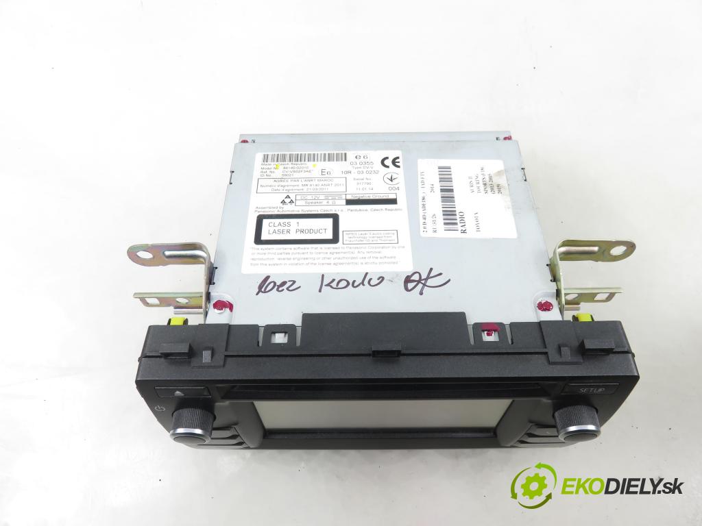 TOYOTA AURIS TOURING SPORTS (_E18_) KOMBI 2014 91,00 2.0 D-4D 124 (ADE186_) - 1AD-FTV 1998,00 RADIO 8614002010