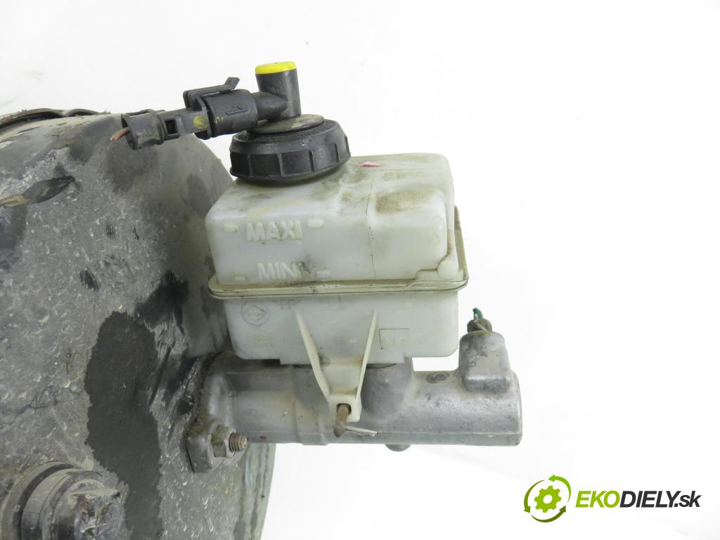 OPEL MOVANO Platforma / podwoyie (X70) FURGON 2004 0,00 2.5 DTi - G9U 754 2464,00 posilovač 8200189405 ; 0204024918 (Servočerpadlo)