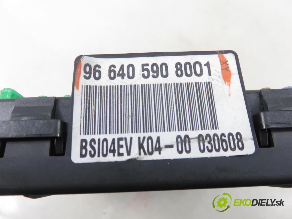 CITROEN C5 III Break (RW_) KOMBI 2008 150,00 2.7 HDi - UHZ (DT17BTED4) 2720,00 MODUL BSI 966405908001