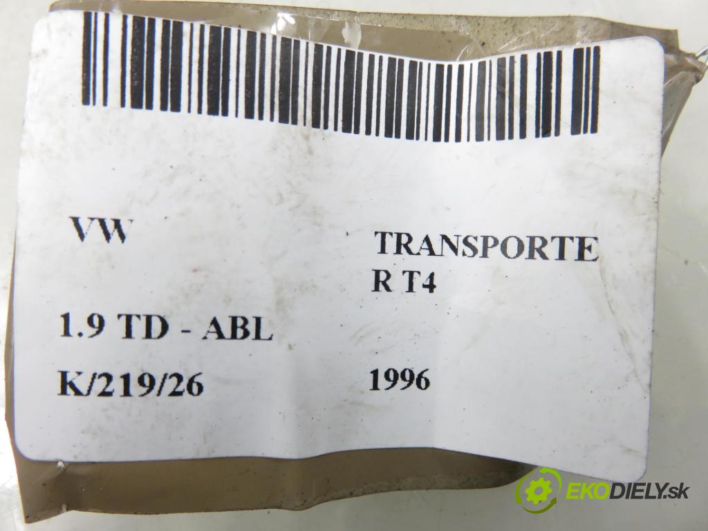 VW TRANSPORTER IV Skrzynia (70XA) FURGON 1996 50,00 1.9 TD 68 - ABL 1896,00 skříňka POJISTKY: