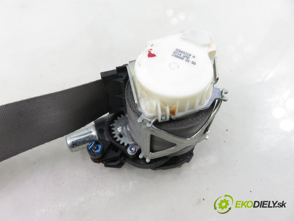 CITROEN C5 III Break (RW_) KOMBI 2008 150,00 2.7 HDi - DT17ED4 2720,00 držák BEZPEČNOST LP 96560563GW