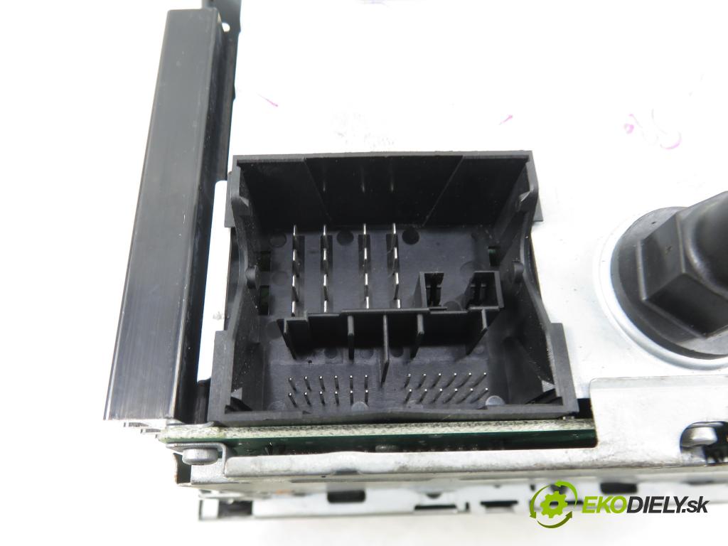 FORD FOCUS II (DA_, HCP) HB 2005 85,00 1.8 TDCi 115 - KKDA 1753,00 RADIO CD 4M5T18C815AD