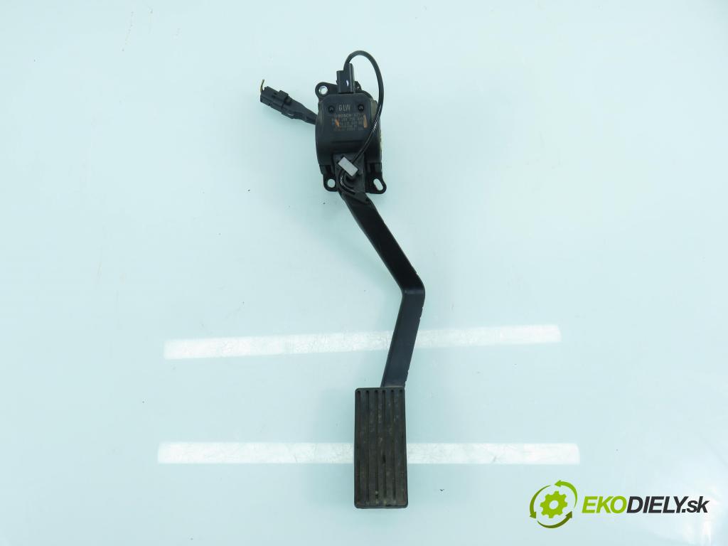 CITROEN C5 III Break (RW_) KOMBI 2008 150,00 2.7 HDi - DT17ED4 2720,00 Potenciometer plynu 0280755095 (Potenciometer plynového pedálu)