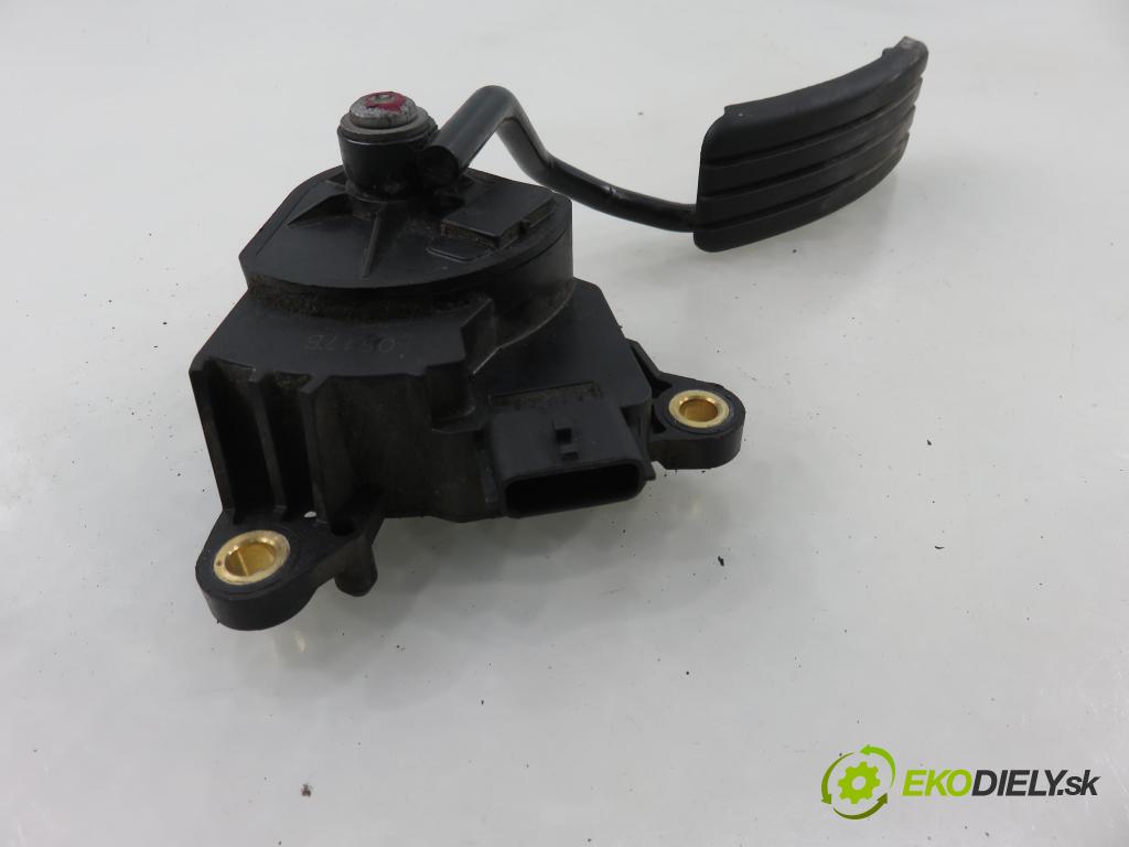 RENAULT MEGANE II Kombi (KM0/1_) KOMBI 2007 96,00 1.9 dCi 131 - F9Q 804 1870,00 Potenciometer plynu 8200153268 (Potenciometer plynového pedálu)