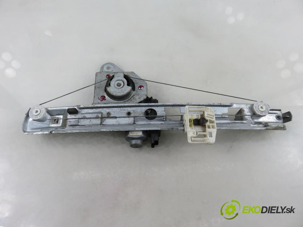 RENAULT MEGANE II Kombi (KM0/1_) KOMBI 2007 96,00 1.9 dCi 131 - F9Q 804 1870,00 Mechanizmus okien PTE 