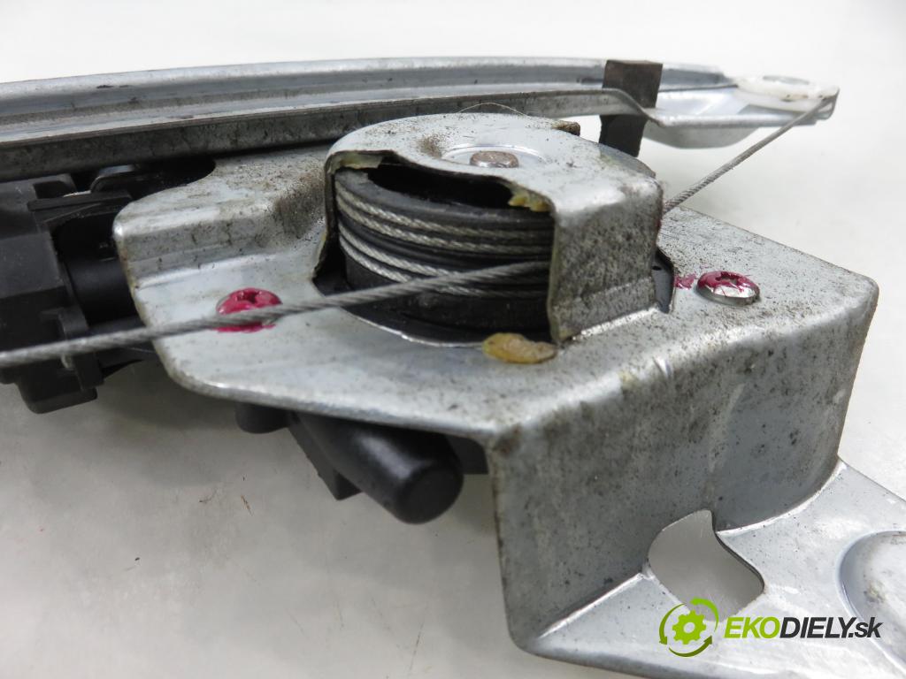 RENAULT MEGANE II Kombi (KM0/1_) KOMBI 2007 96,00 1.9 dCi 131 - F9Q 804 1870,00 Mechanizmus okien PTE