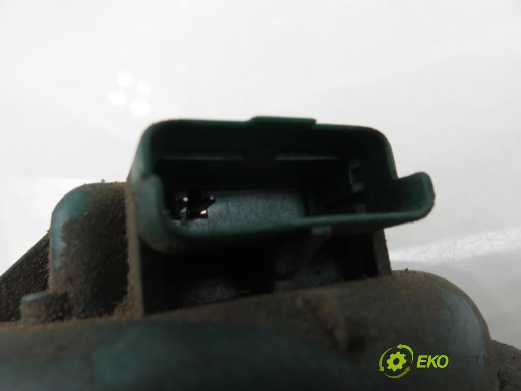 FIAT PANDA Van (169_) HB 2005 51,00 1.3 D Multijet - 188 A8.000 1248,00 Obal filtra vzduchu 235517320 (Obal vzduchového filtra)