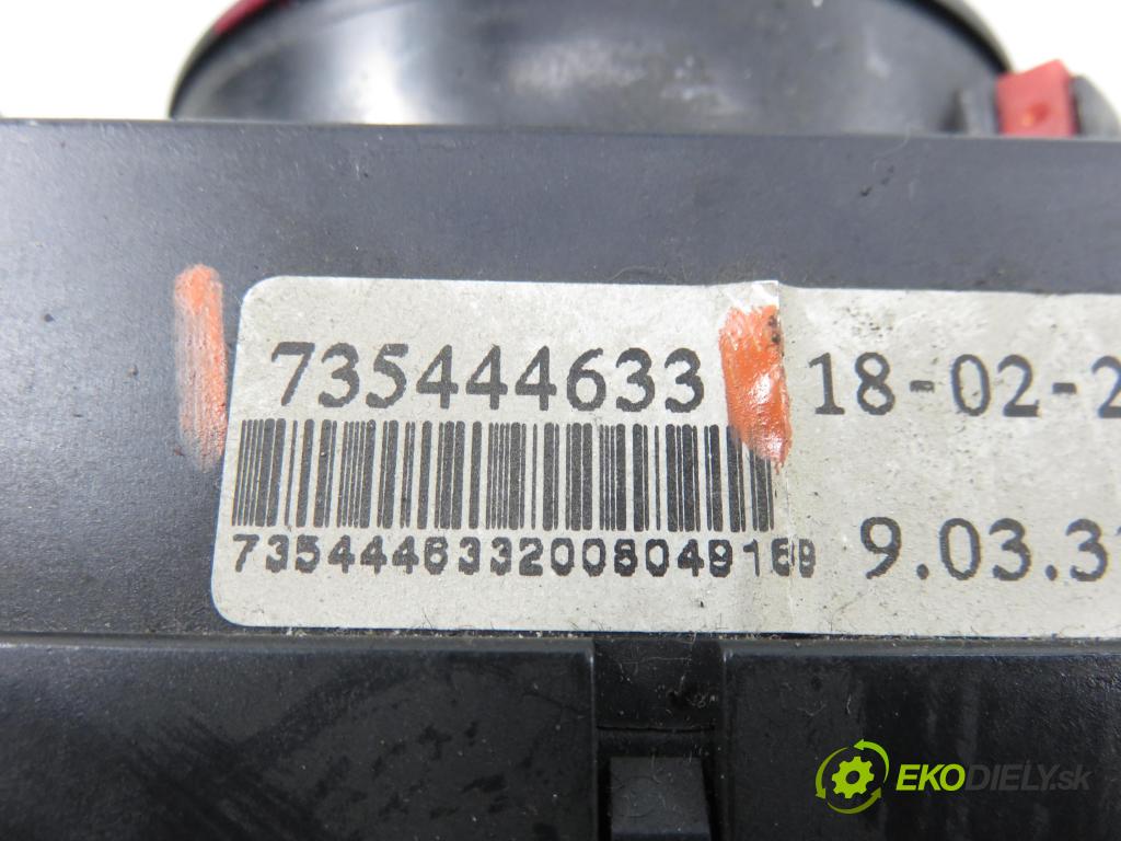 FIAT PANDA Van (169_) HB 2005 51,00 1.3 D Multijet - 188 A8.000 1248,00 PAKA/ŘAZENÍ/SADA: 735444633