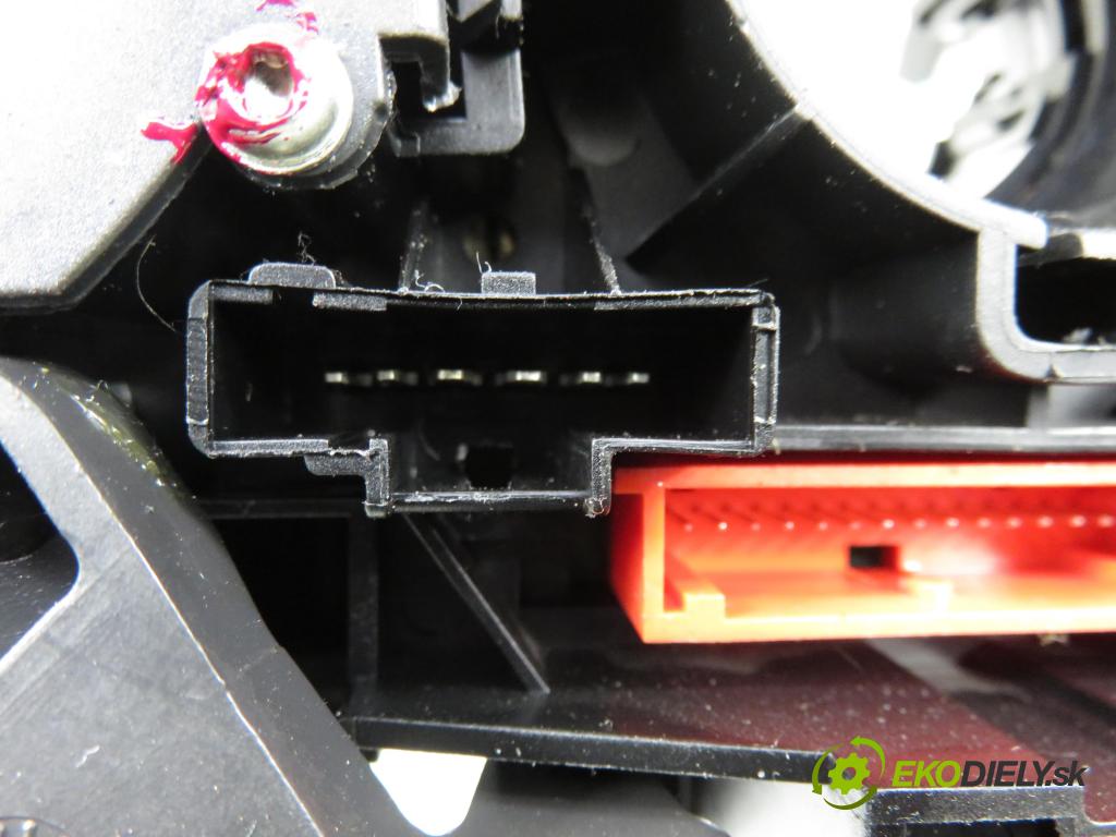 RENAULT MEGANE II Kombi (KM0/1_) KOMBI 2007 96,00 1.9 dCi 131 - F9Q 804 1870,00 PAKA/ŘAZENÍ/SADA: 8200155865