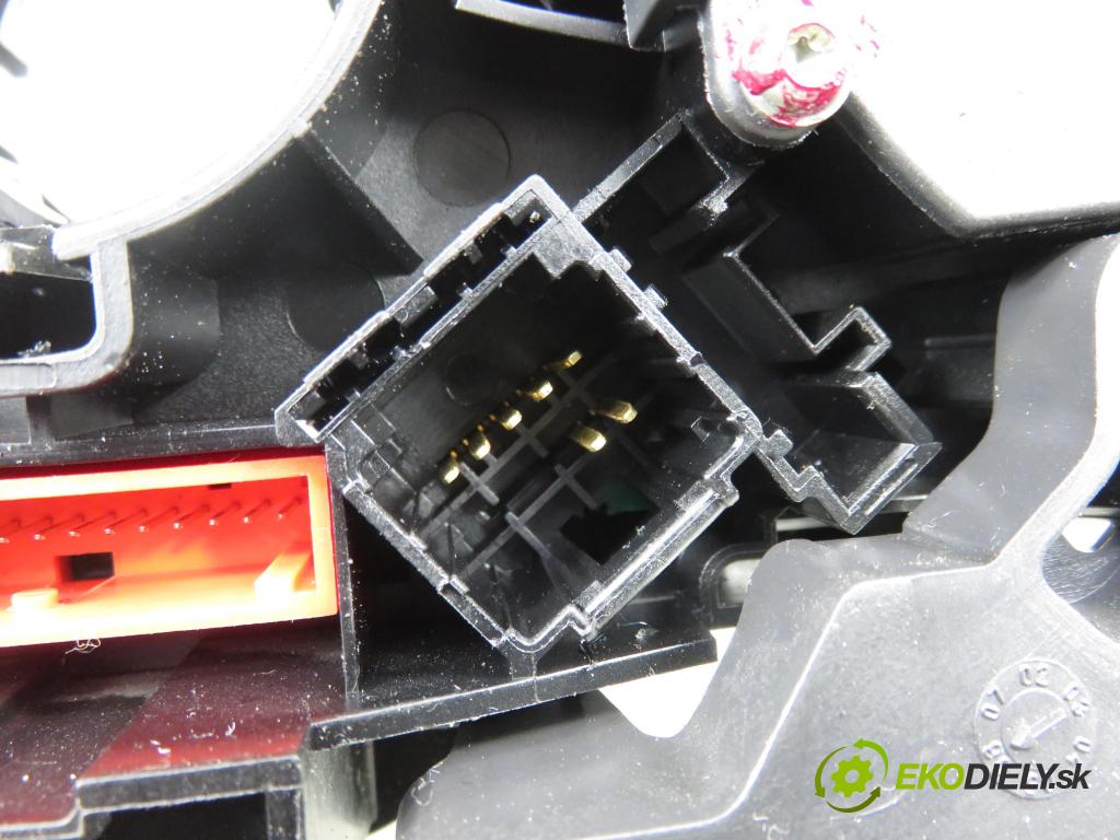 RENAULT MEGANE II Kombi (KM0/1_) KOMBI 2007 96,00 1.9 dCi 131 - F9Q 804 1870,00 PAKA/ŘAZENÍ/SADA: 8200155865