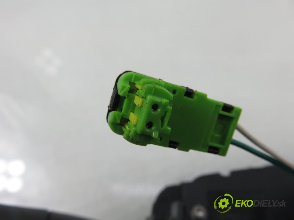 RENAULT MEGANE II Kombi (KM0/1_) KOMBI 2007 96,00 1.9 dCi 131 - F9Q 804 1870,00 PAKA/ŘAZENÍ/SADA: 8200155865