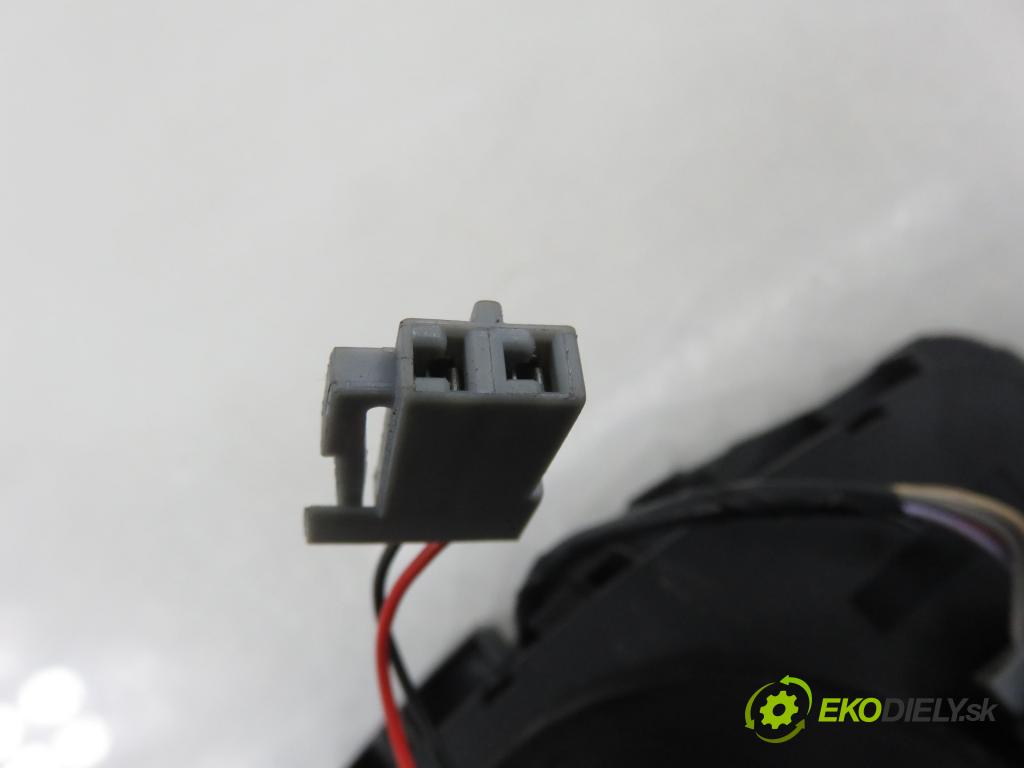 RENAULT MEGANE II Kombi (KM0/1_) KOMBI 2007 96,00 1.9 dCi 131 - F9Q 804 1870,00 PAKA/ŘAZENÍ/SADA: 8200155865