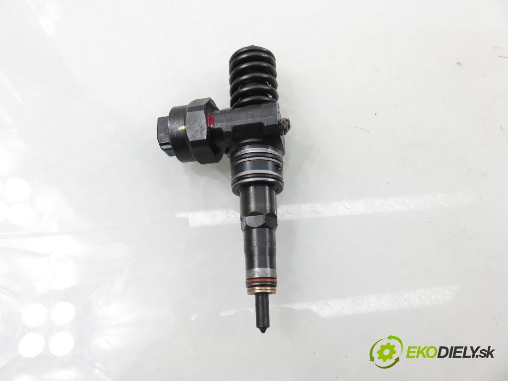 VW PASSAT B5 Variant (3B5) KOMBI 2000 85,00 1.9 TDI - ATJ 1896,00 Vstrekovač 038130073F ; 0414720007 (Vstrekovač paliva)