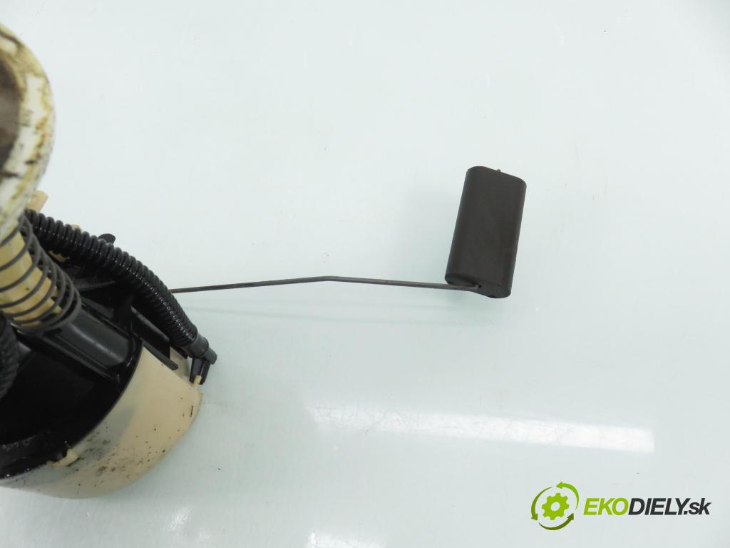 RENAULT SCENIC I (JA0/1_) MINIVAN 2003 75,00 1.9 dCi 102 - F9Q 732 1870,00 senzor hladiny paliva 7700429144B