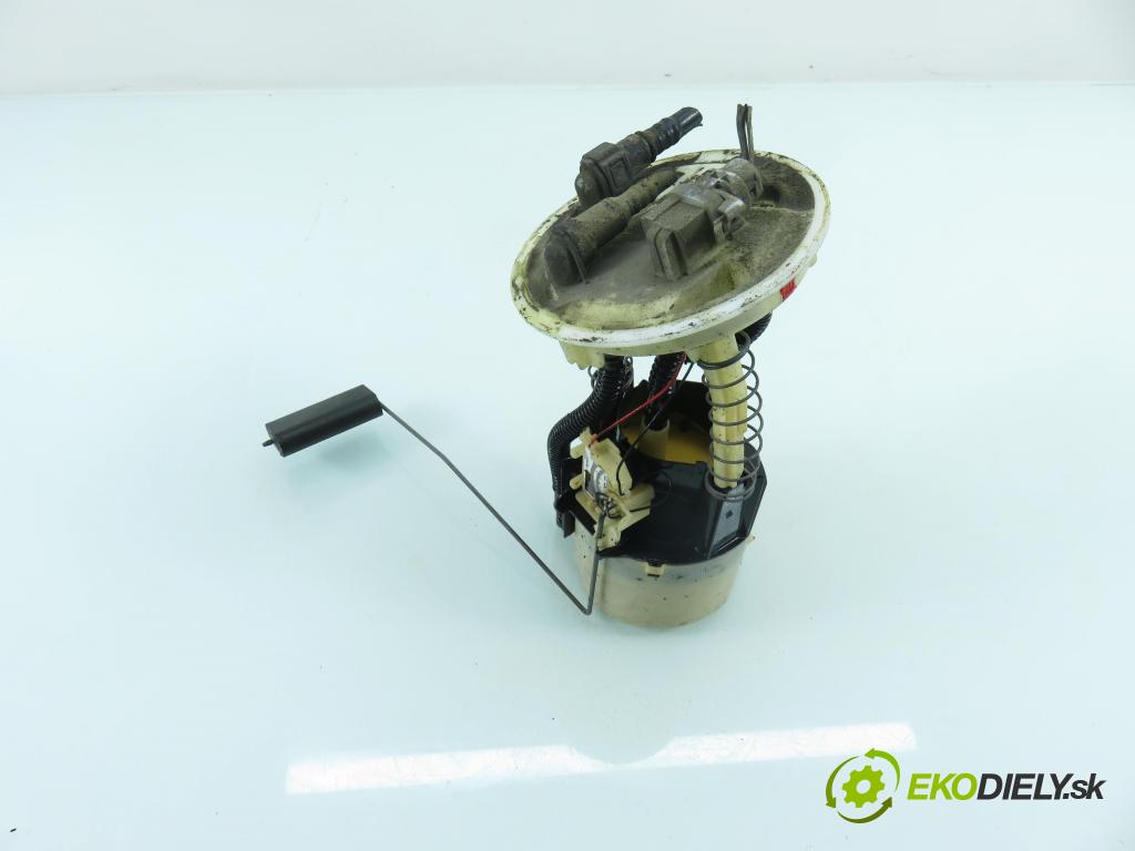 RENAULT SCENIC I (JA0/1_) MINIVAN 2003 75,00 1.9 dCi 102 - F9Q 732 1870,00 senzor hladiny paliva 7700429144B