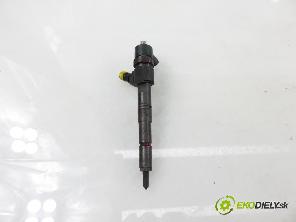 FIAT CROMA (194_) KOMBI 2006 110,00 1.9 D Multijet 150 - 939 A2.000 1910,00 vstrekovač 0445110243 (Vstrekovač paliva)