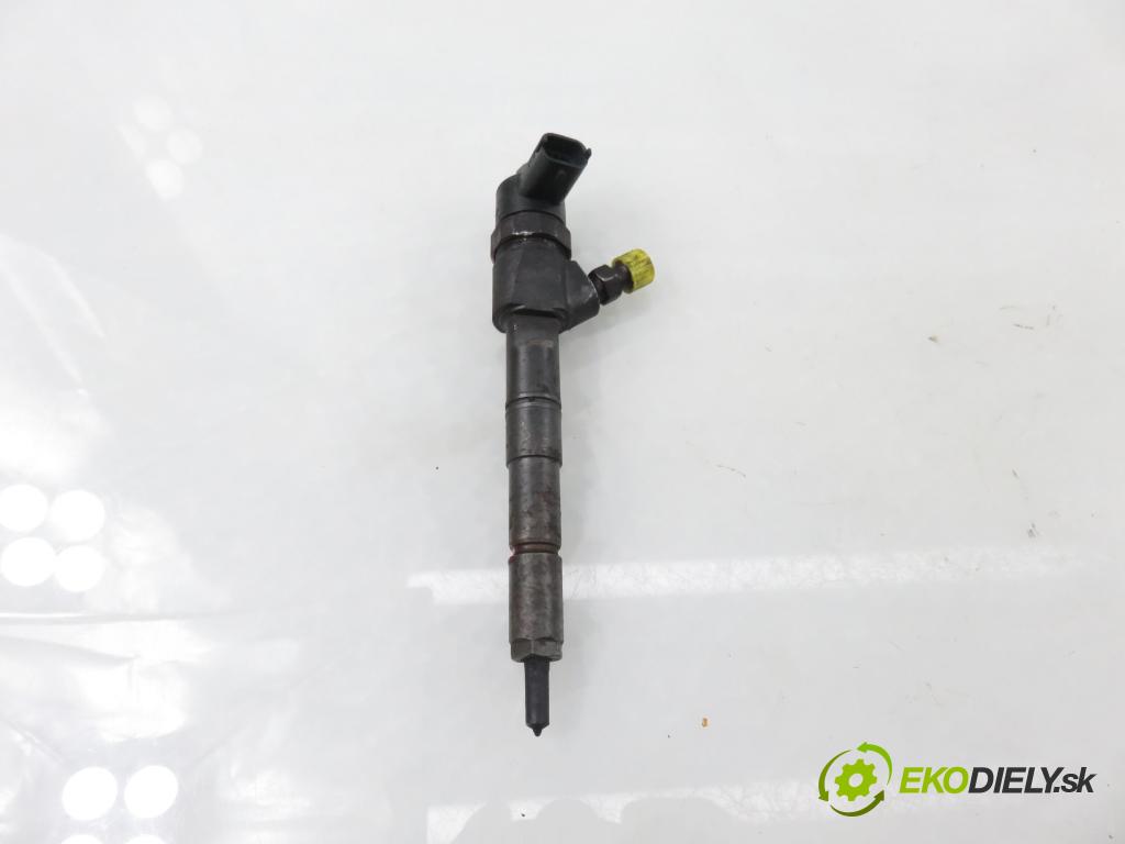 FIAT CROMA (194_) KOMBI 2006 110,00 1.9 D Multijet 150 - 939 A2.000 1910,00 vstrekovač 0445110243 (Vstrekovač paliva)