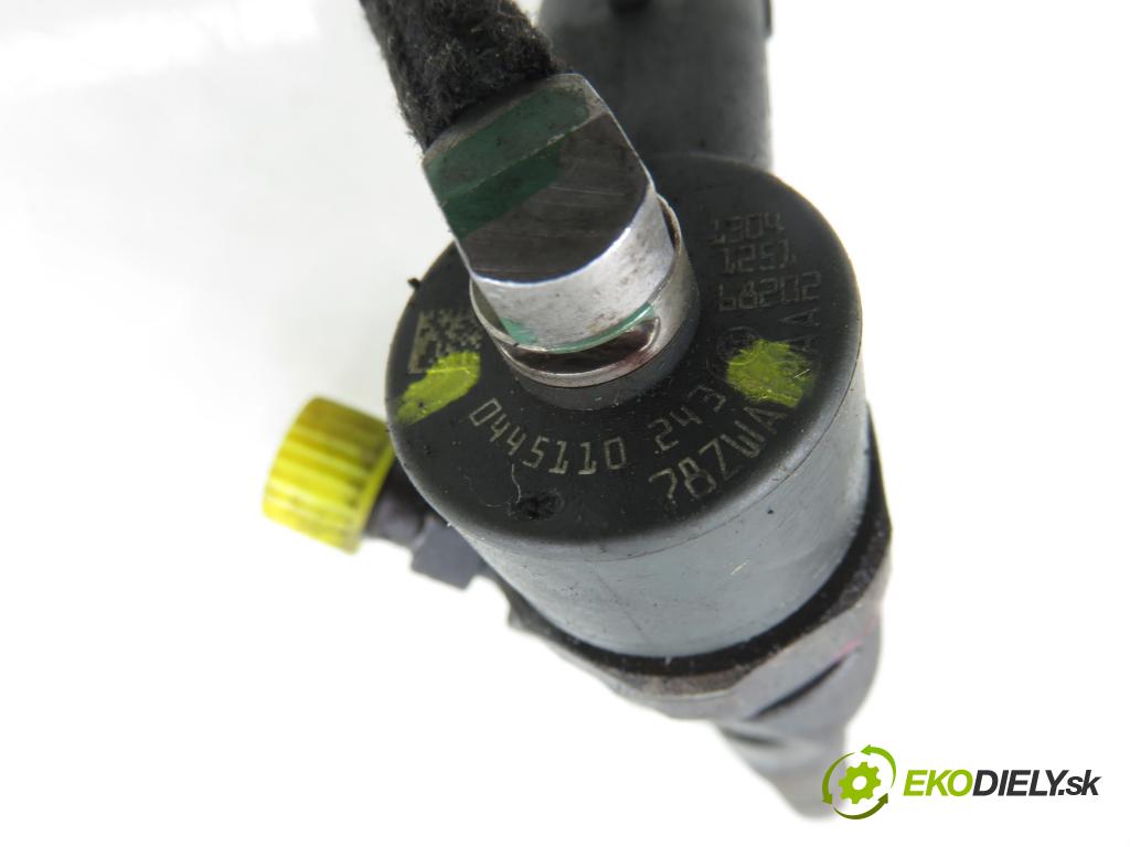 FIAT CROMA (194_) KOMBI 2006 110,00 1.9 D Multijet 150 - 939 A2.000 1910,00 vstrekovač 0445110243 (Vstrekovač paliva)